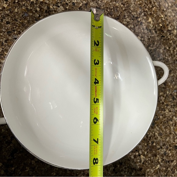 EUC VINTAGE WEDGEWOOD BELLE FLEUR COVERED VEGETABLE SERVING BOWL w PLATINUM TRIM - Picture 5 of 7